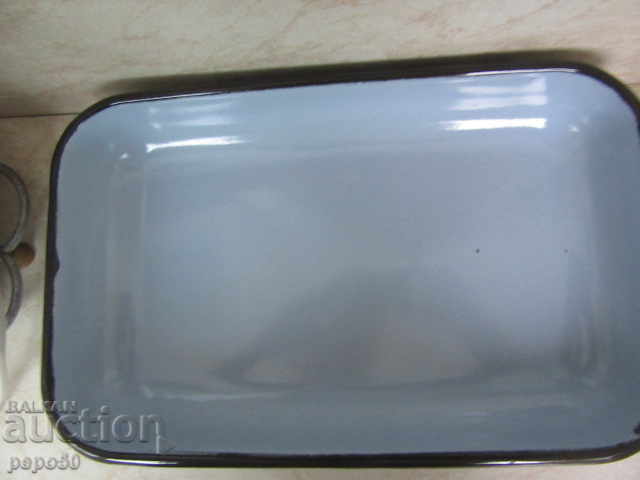 NEW, UNUSED SOCA ENAMEL TRAY with price 15.00 BGN | € 7.67