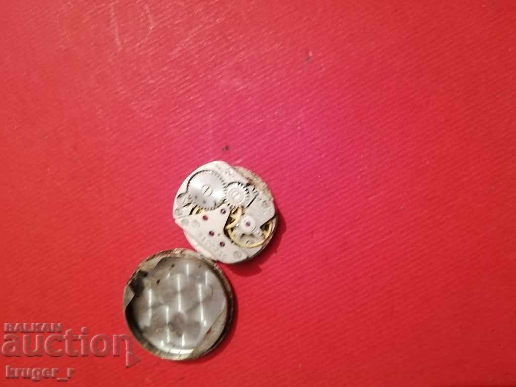 Delivery of Slava women's watch typewriter. Delivery of Slava women's watch typewriter.