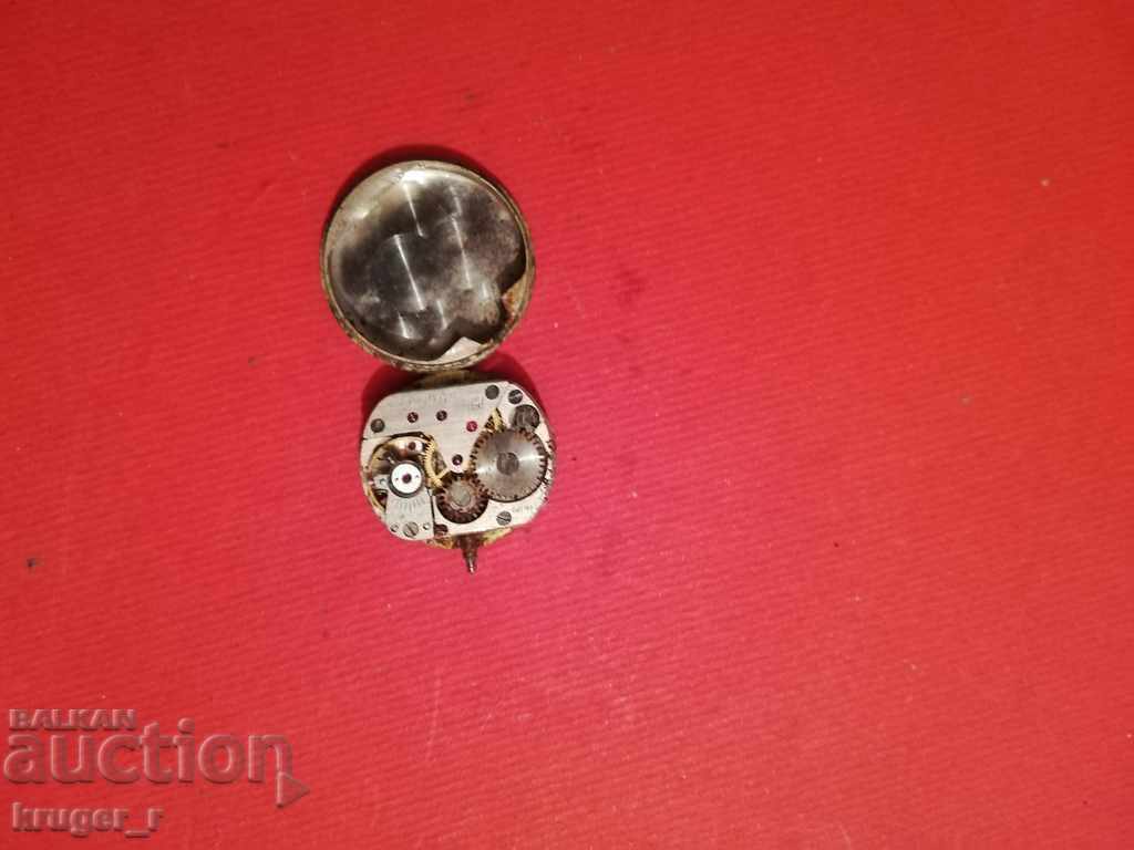 Delivery of Slava women's watch typewriter. Delivery of Slava women's watch typewriter.