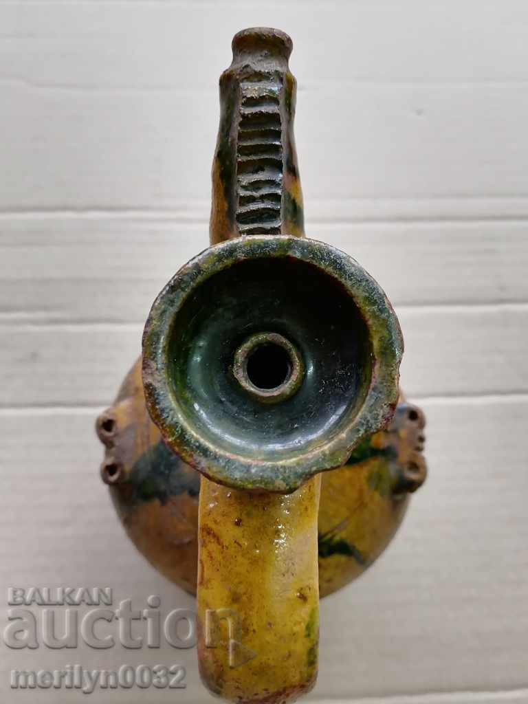 Crondir bulgar vechi, borcan de otet, ulcior, ceramica cu preț 89.00 BGN | € 45.50 Crondir bulgar vechi, borcan de otet, ulcior, ceramica cu preț 89.00 BGN | € 45.50