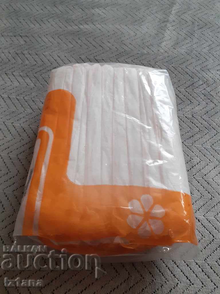 Old Feminine Pads with price 22.00 BGN | € 11.25