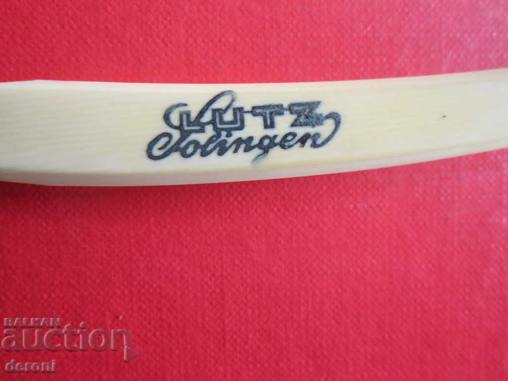 Delivery of Unique razor Lutz Solingen engravings gilding Delivery of Unique razor Lutz Solingen engravings gilding