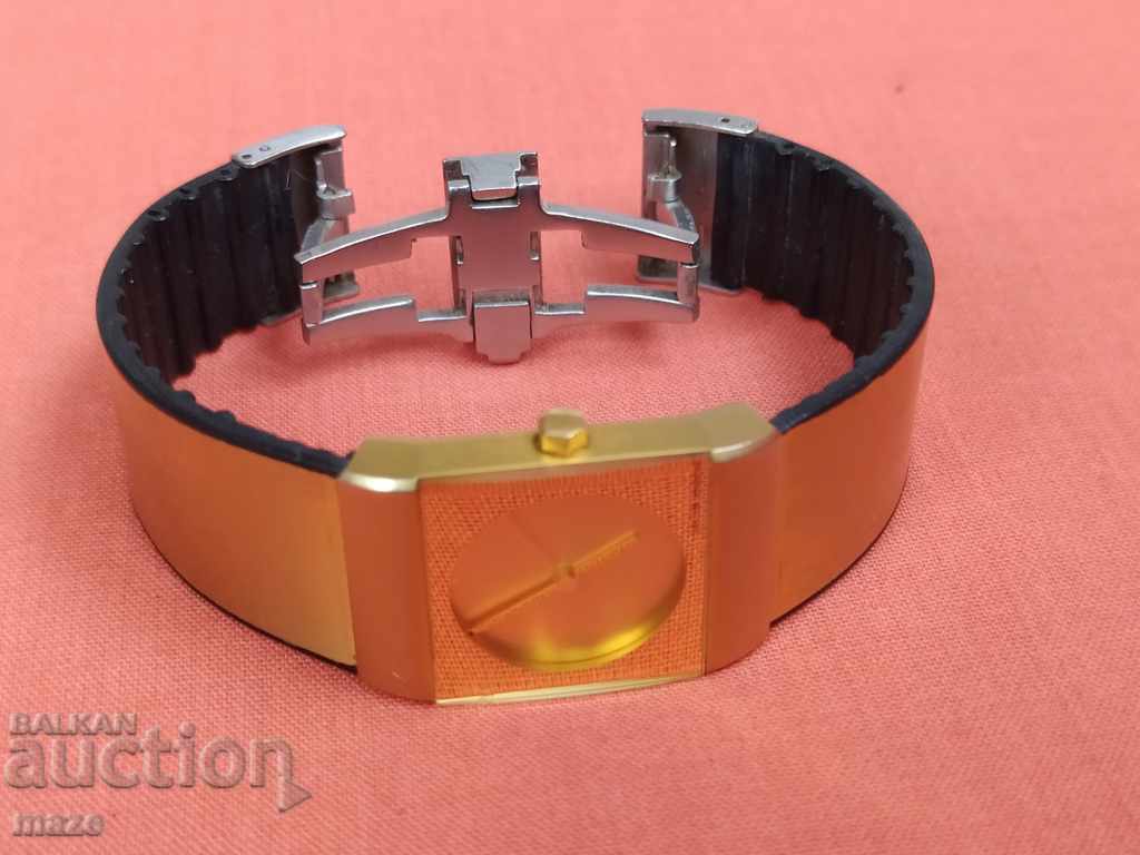 ΠΑΡΑΚΟΛΟΥΘΗΣΗ ΣΠΙΤΙ ΓΥΝΑΙΚΩΝ - ΚΟΥΡΤΖΑ - 6 ΠΑΡΑΚΟΛΟΥΘΗΣΗ ΣΠΙΤΙ ΓΥΝΑΙΚΩΝ - ΚΟΥΡΤΖΑ - 6