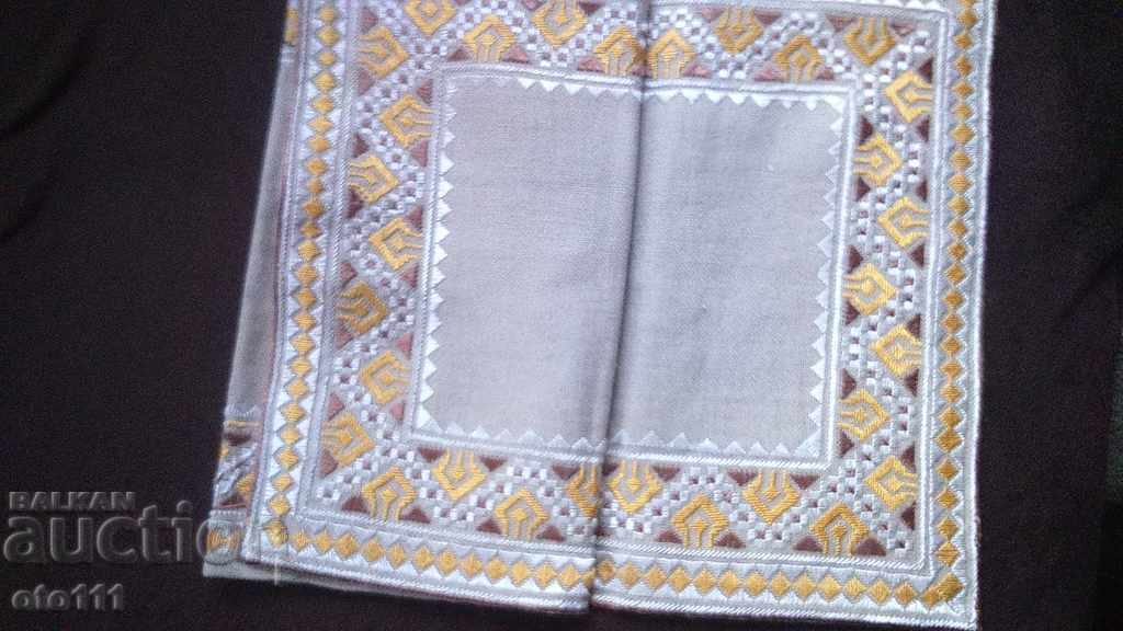 Παράδοση ΤΕΤΡΑΓΩΝΟ, ΚΑΛΥΜΜΑ - ΧΕΙΡΟΚΕΝΤΗΤΟ - 75/35 εκ Παράδοση ΤΕΤΡΑΓΩΝΟ, ΚΑΛΥΜΜΑ - ΧΕΙΡΟΚΕΝΤΗΤΟ - 75/35 εκ