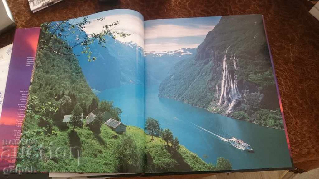 BOOK OF CONNOISSEURS - NORWAY + CD - 6 BOOK OF CONNOISSEURS - NORWAY + CD - 6