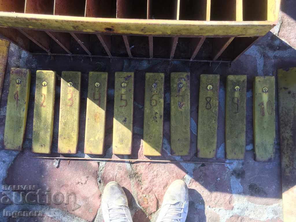 OLD RURAL GROUP MAILBOX TIN ANTIQUE - 7 OLD RURAL GROUP MAILBOX TIN ANTIQUE - 7