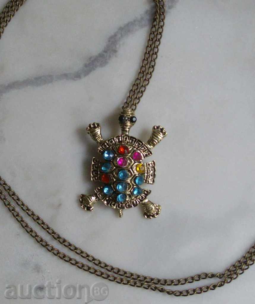 Beautiful turtle necklace with price 3.99 BGN | € 2.04 Beautiful turtle necklace with price 3.99 BGN | € 2.04