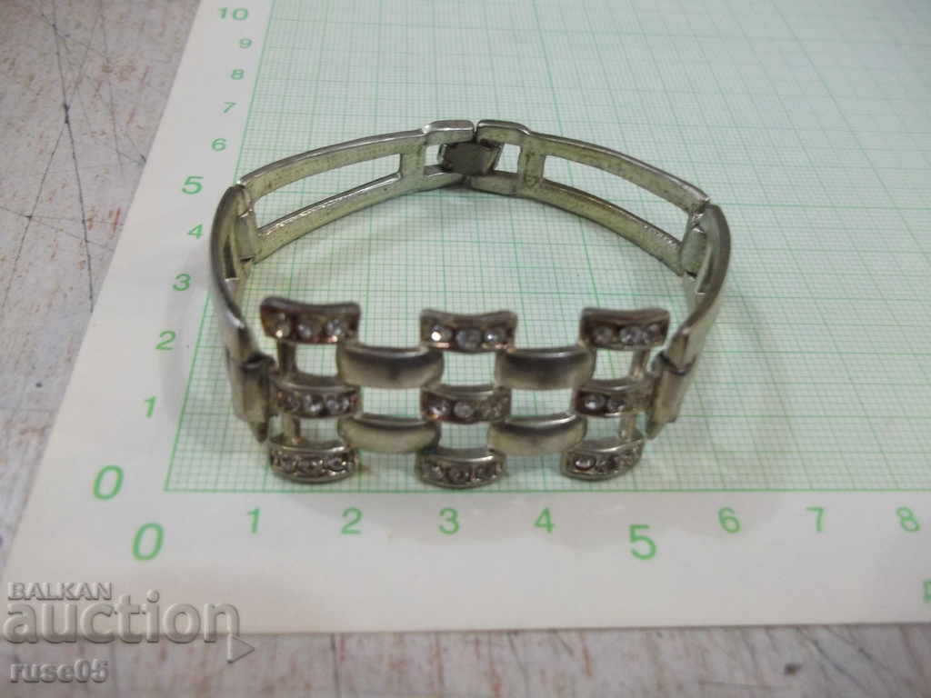 Five-sector bracelet with inlaid stones imitation jewelry