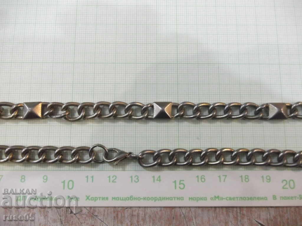 Аукцион Синджир имитационна бижутерия Аукцион Синджир имитационна бижутерия