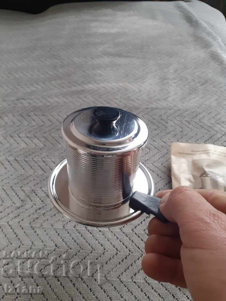 An old coffee maker - 6