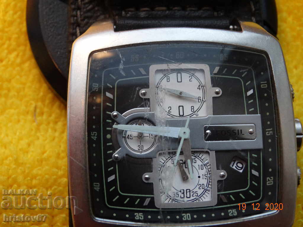 fossil watch with price 100.00 BGN | € 51.13 fossil watch with price 100.00 BGN | € 51.13