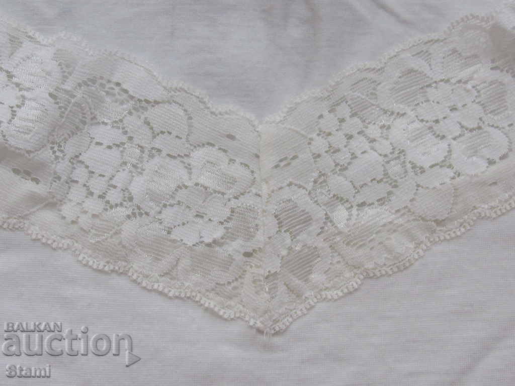 Δημοπρασία Λευκό γυναικείο κορσάζ με μακριά μανίκια, νέο, μέγεθος Μ Δημοπρασία Λευκό γυναικείο κορσάζ με μακριά μανίκια, νέο, μέγεθος Μ