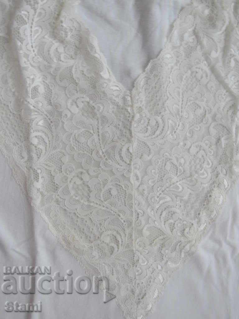 White women's sleeveless corsage with exquisite lace, new, size M - 6 White women's sleeveless corsage with exquisite lace, new, size M - 6