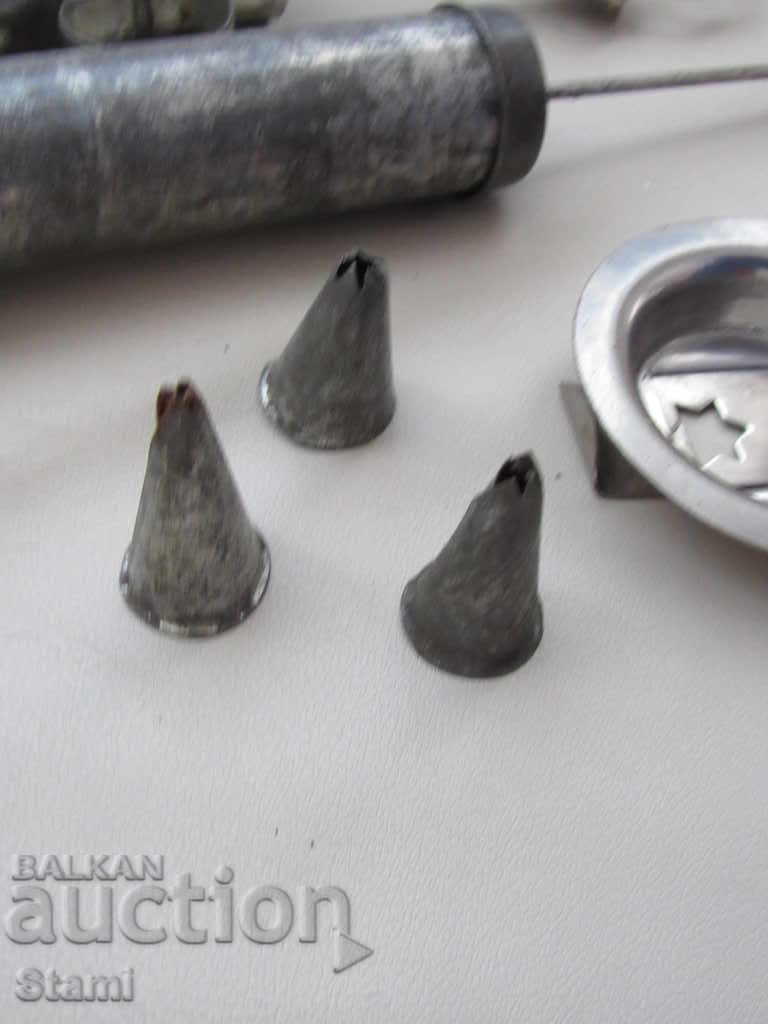 Delivery of Confectionery syringe from the time of the soc - 2 pieces Delivery of Confectionery syringe from the time of the soc - 2 pieces