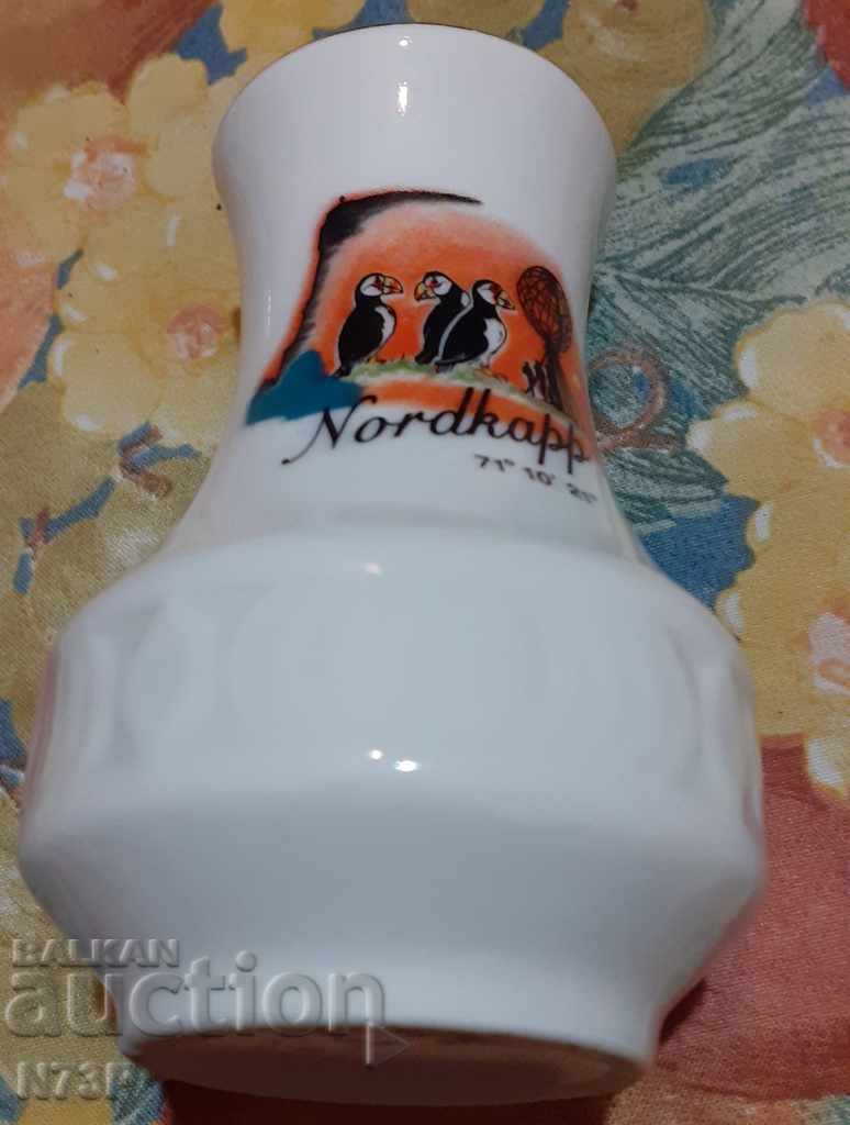 PORCELAIN VASE. NORWAY. - 6 PORCELAIN VASE. NORWAY. - 6