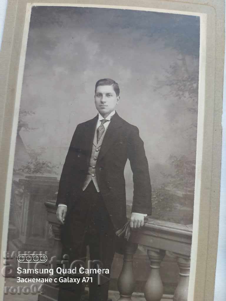 Auction  STAR PHOTOGRAPHY - CARD