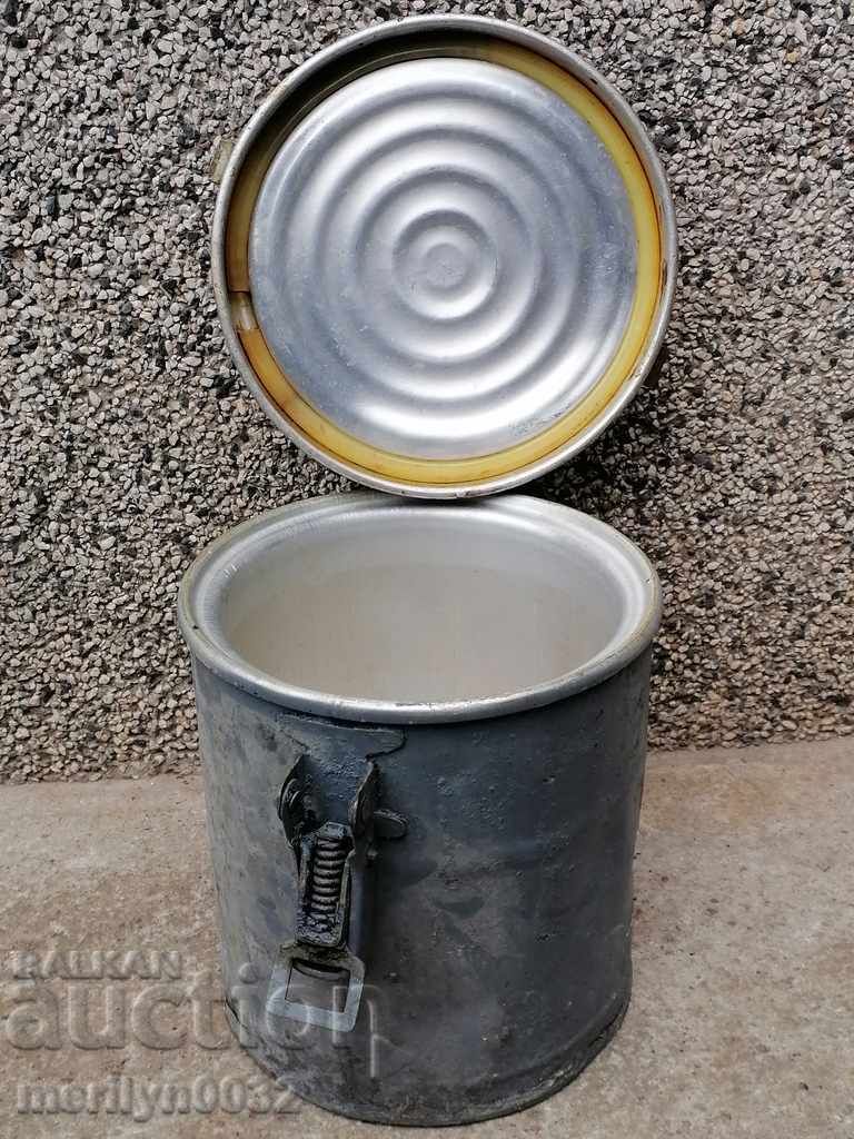 Auction Old cake for food cesspool Auction Old cake for food cesspool