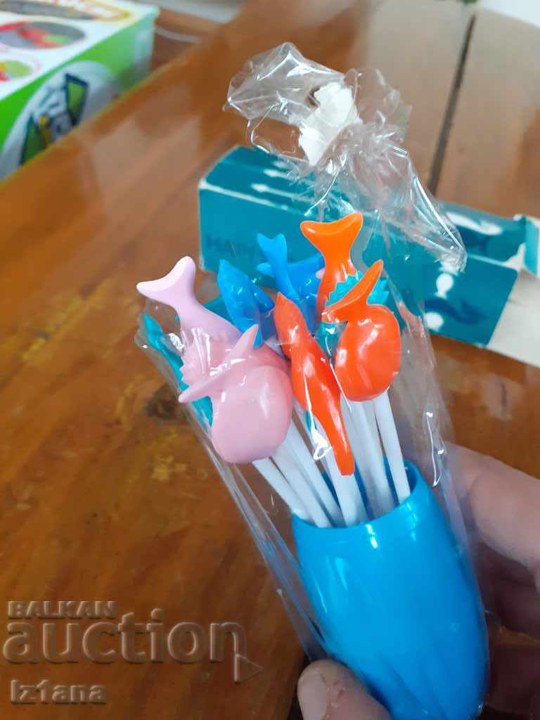 Old cocktail sticks, bites - 5 Old cocktail sticks, bites - 5