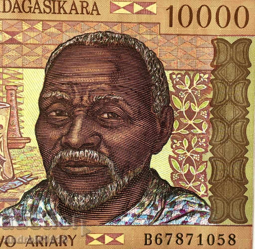 MADAGASCAR - 10000 FRANCE 1995, R-79b, UNC