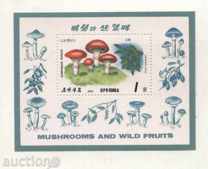 Pure block Mushrooms 1989 from North Korea