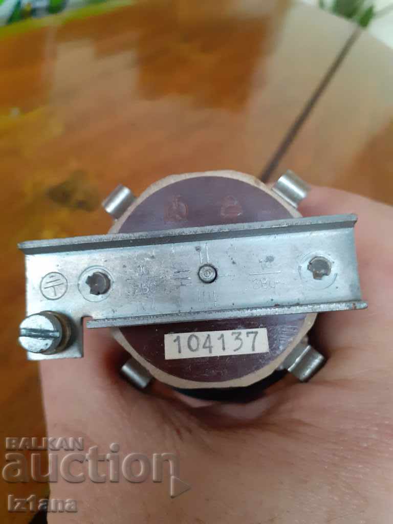 Old electric key, breadcrumbs, switch - 5 Old electric key, breadcrumbs, switch - 5