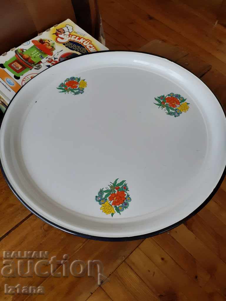Old enameled tray, pan, tray with price 70.00 BGN | € 35.79 Old enameled tray, pan, tray with price 70.00 BGN | € 35.79