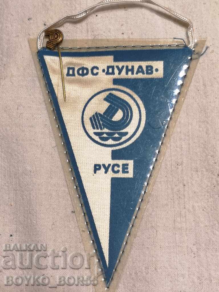 Steagul și insigna echipei de fotbal Danube Ruse din