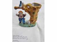 Παλιό πορσελάνινο ειδώλιο