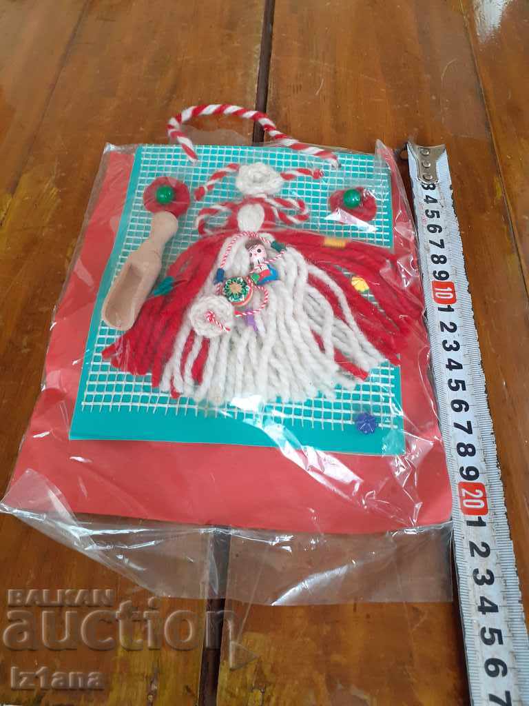 Auction Old martenitsa Auction Old martenitsa