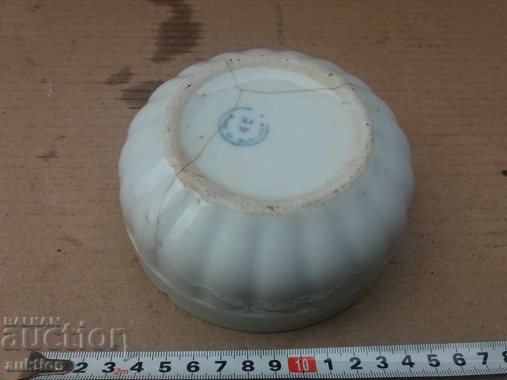 SOC. MASSIVE PORCELAIN CUP - 5