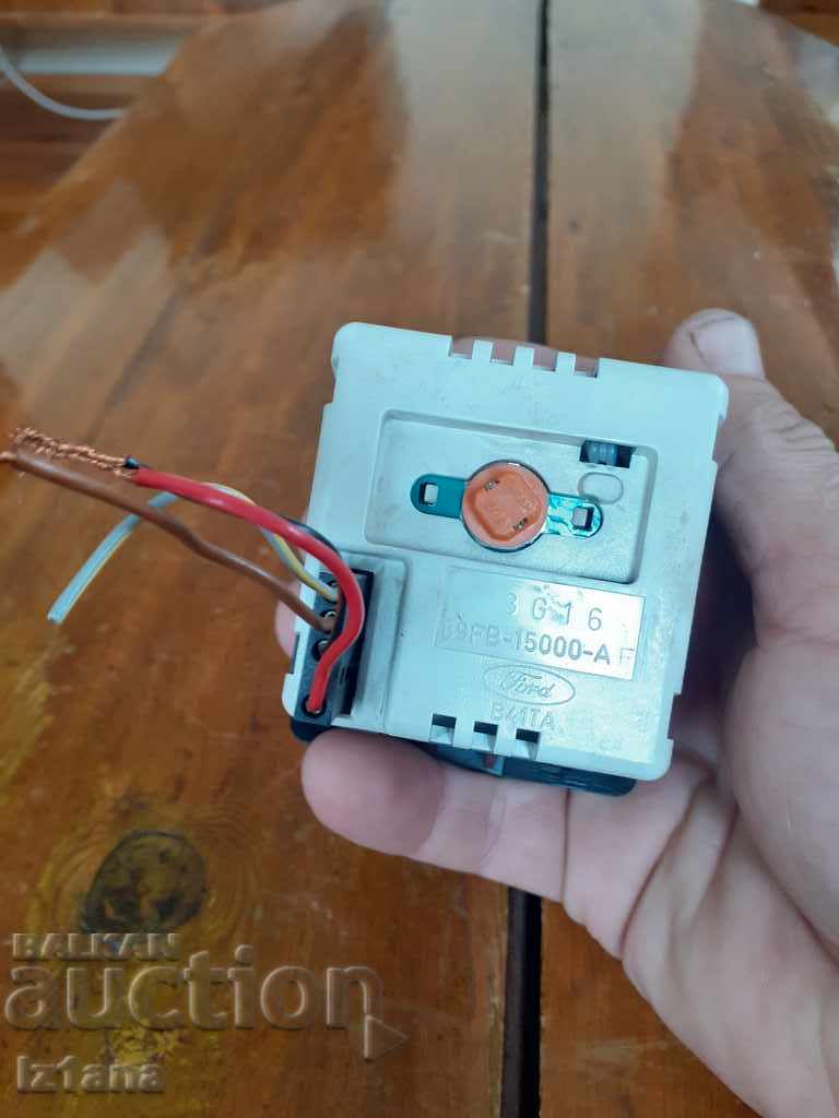 Доставка на Стар часовник за Форд,Ford Доставка на Стар часовник за Форд,Ford