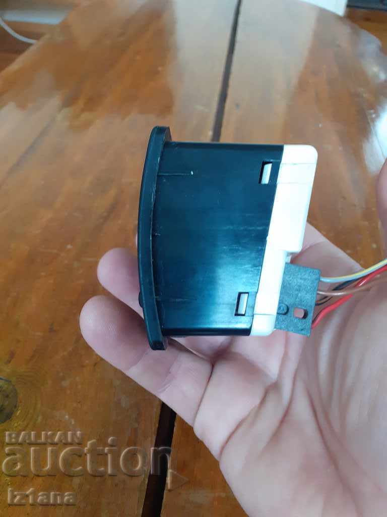 Стар часовник за Форд,Ford - 6 Стар часовник за Форд,Ford - 6