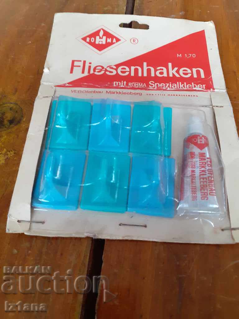 Auction Old Rohma towel hangers Auction Old Rohma towel hangers