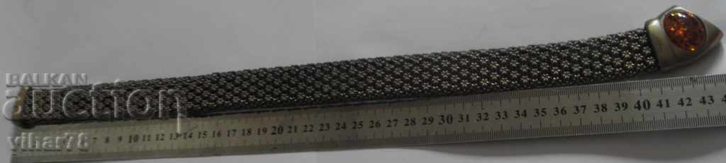 Auction necklace with amber Auction necklace with amber