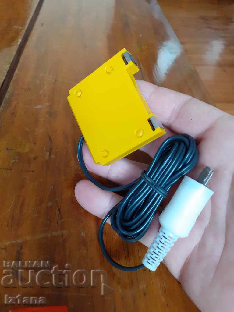 Delivery of Old Power cord for Elka pocket calculators Delivery of Old Power cord for Elka pocket calculators