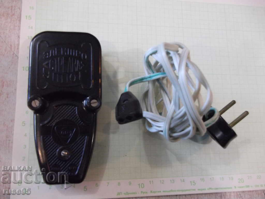 Σίδερο "ELECTRIC IRON * ARROW *" που εργάζεται Σοβιέτ με τιμή 20.00 BGN | € 10.23 Σίδερο "ELECTRIC IRON * ARROW *" που εργάζεται Σοβιέτ με τιμή 20.00 BGN | € 10.23