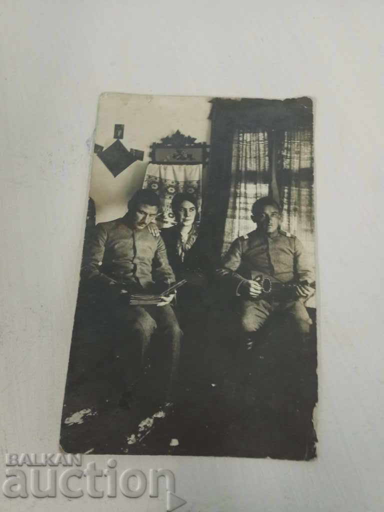 militar cu mandolină militar cu mandolină