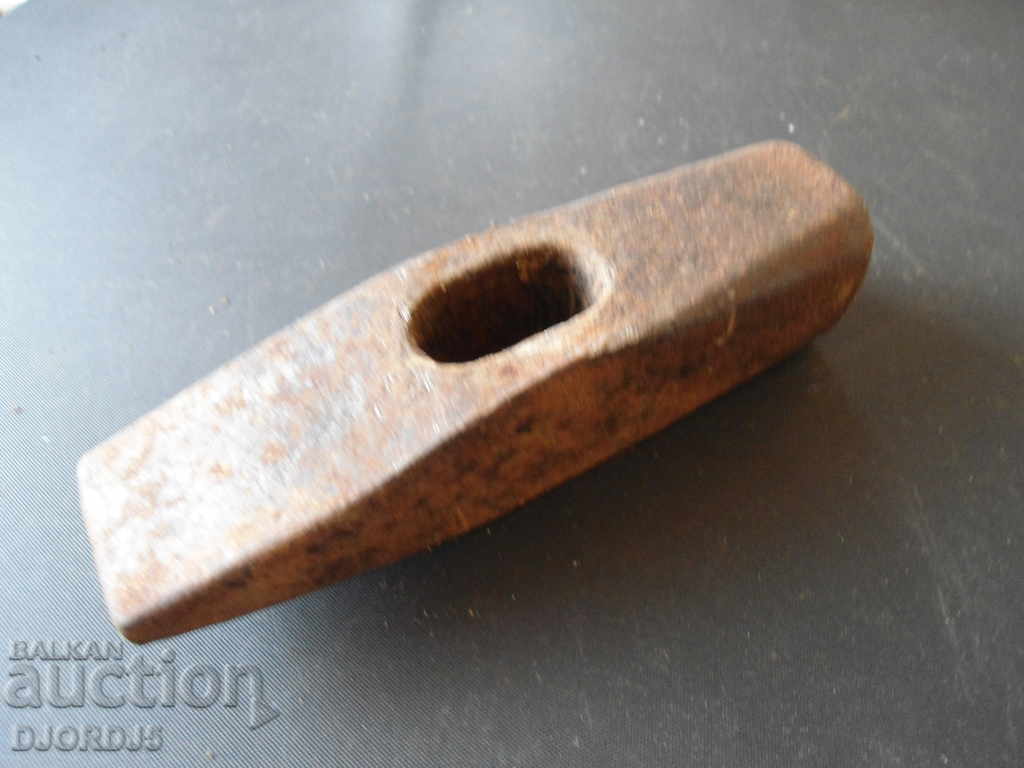 παλιό σφυρί με τιμή 3.00 BGN | € 1.53 παλιό σφυρί με τιμή 3.00 BGN | € 1.53