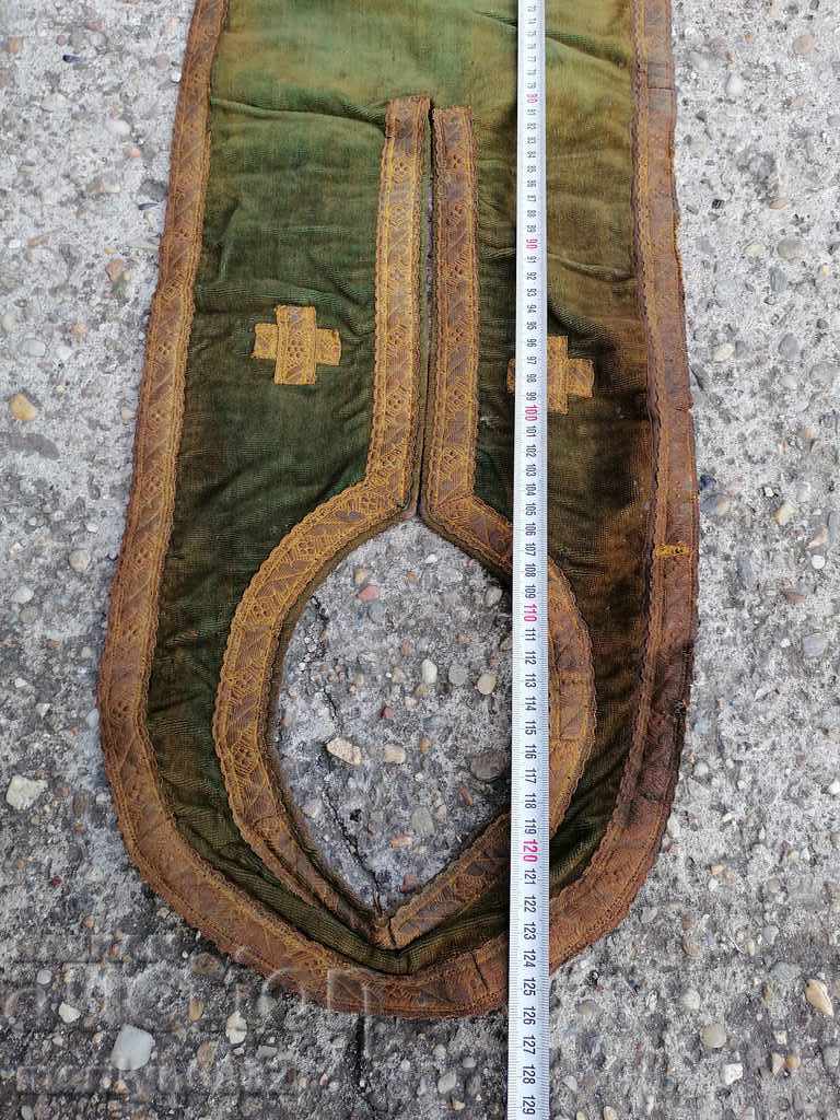 Delivery of Clothes of a priest patrachil cross orar Delivery of Clothes of a priest patrachil cross orar