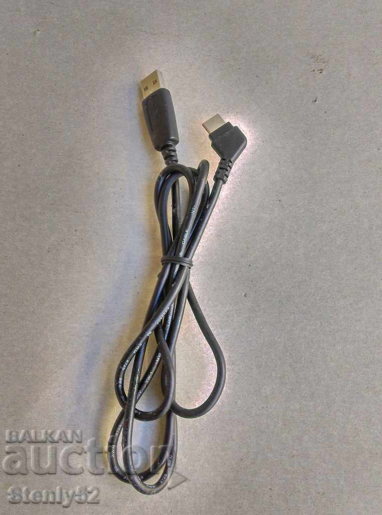 Кабел с USB