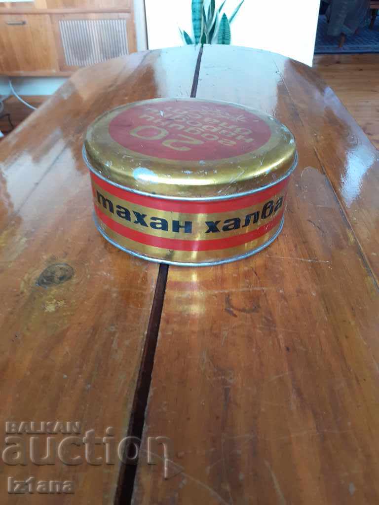 Licitație cutie veche de halva Licitație cutie veche de halva