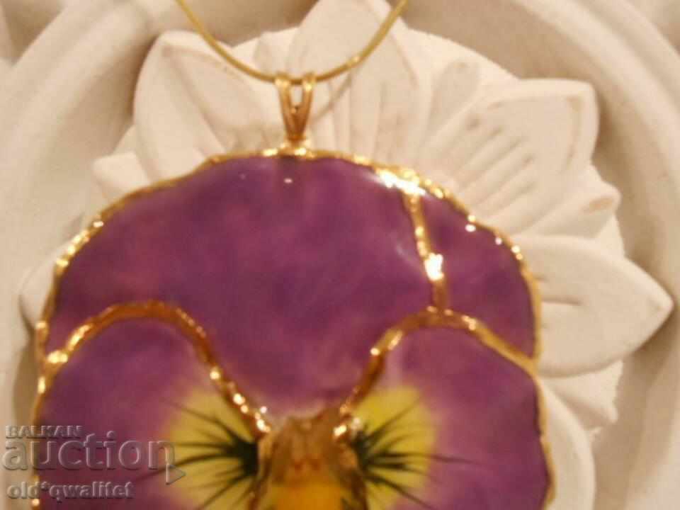 Designer pendant PANTONE with natural stone Silver, 24K Gold - 6 Designer pendant PANTONE with natural stone Silver, 24K Gold - 6