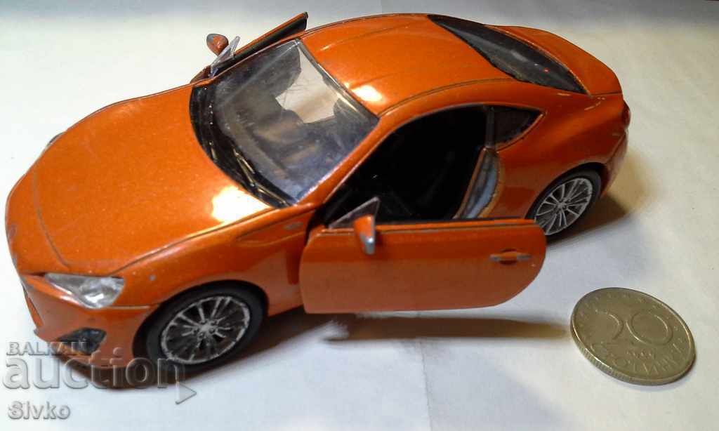 Trolley 37 - 5 Trolley 37 - 5