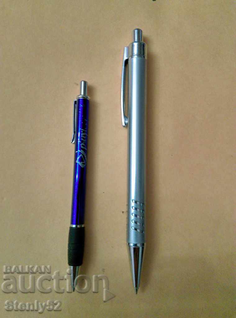 2 pens with metal body