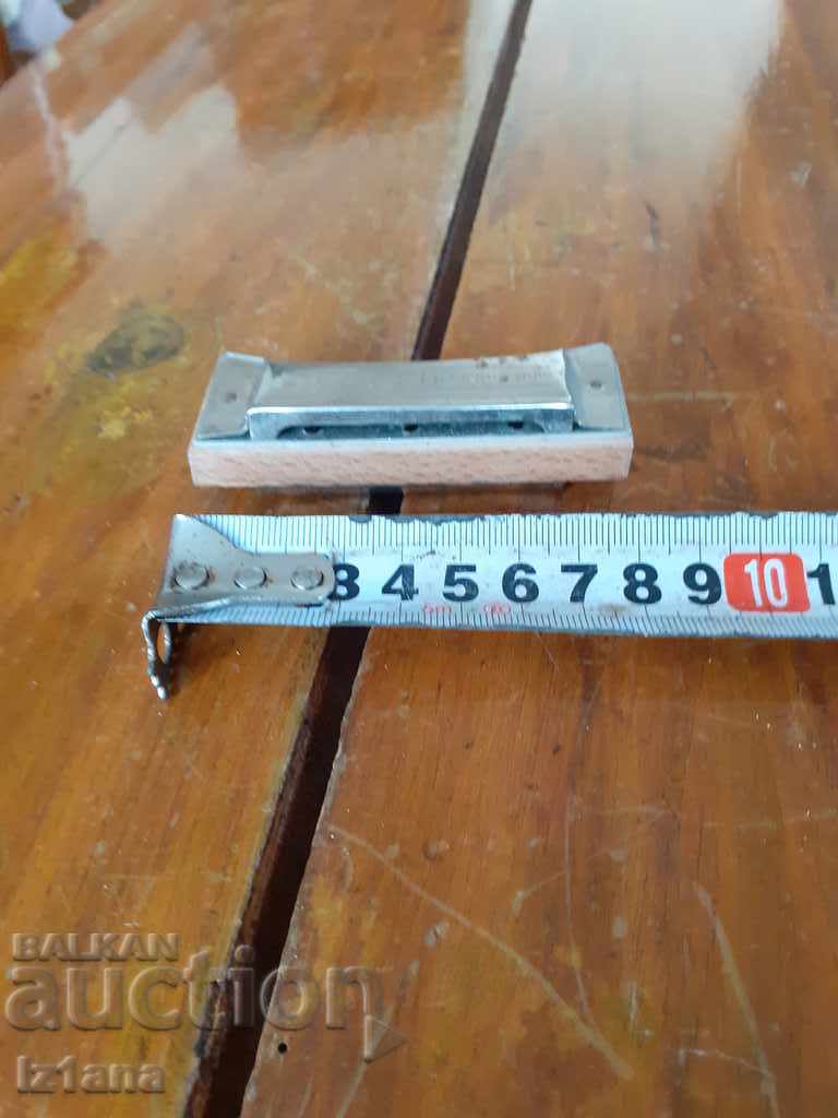 Auction Old accordion Melodia Zuch Auction Old accordion Melodia Zuch