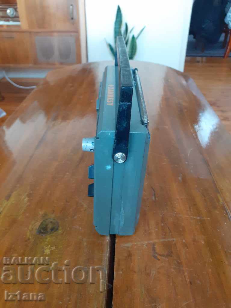 Delivery of Old radio, radio Unitra Ania R-612 Delivery of Old radio, radio Unitra Ania R-612