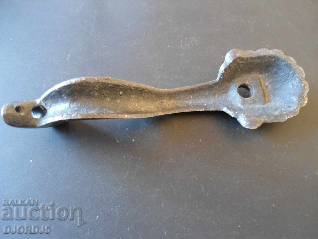 Old metal handle - 6