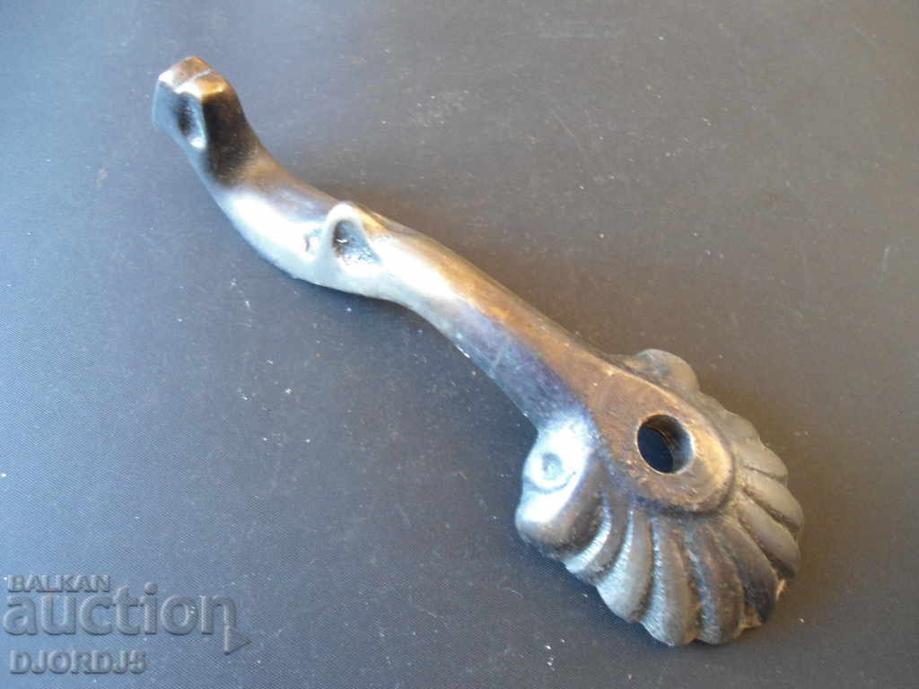 Old metal handle - 7