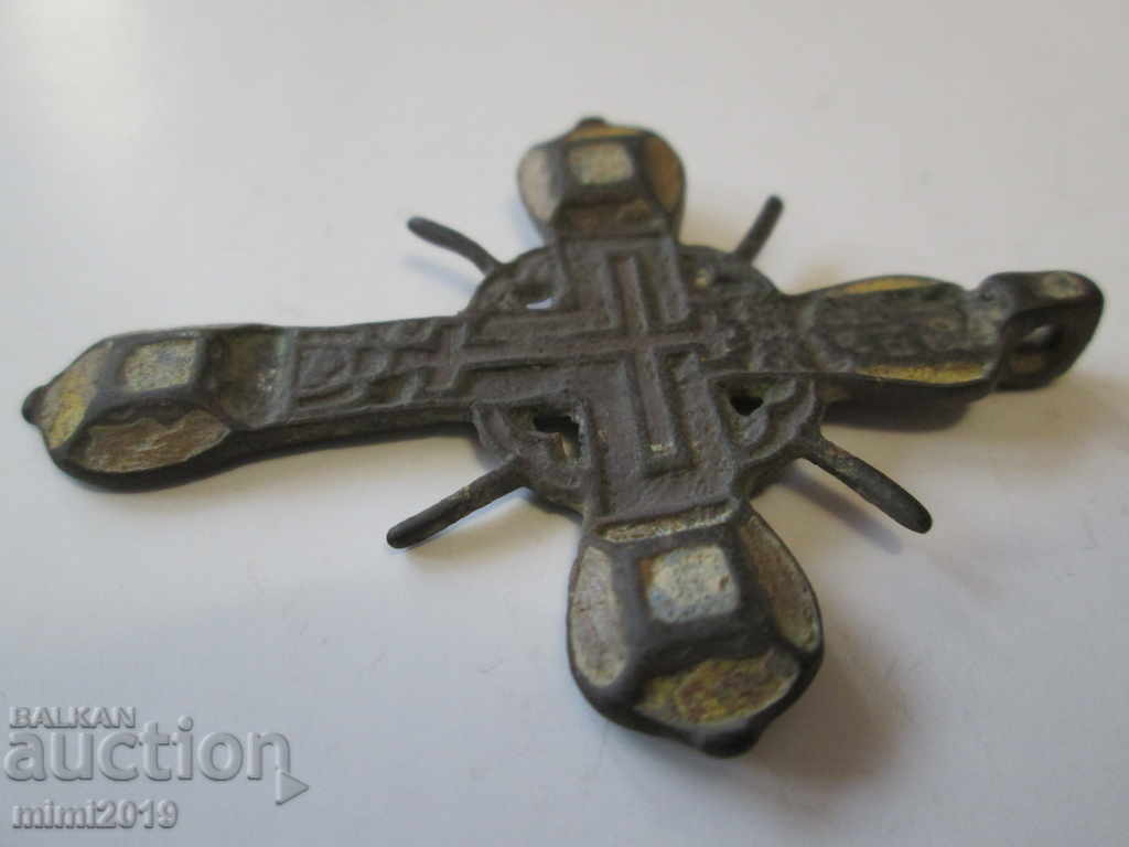 Delivery of Very Old Tsarist Russia bronze cross with enamel Delivery of Very Old Tsarist Russia bronze cross with enamel