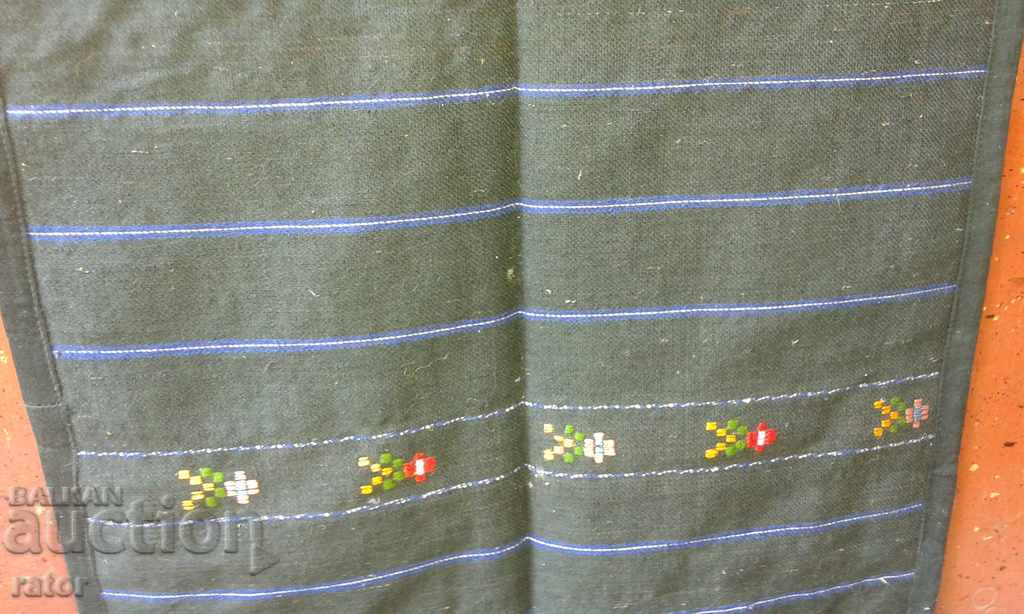 Delivery of Authentic woven apron with embroidery, costume